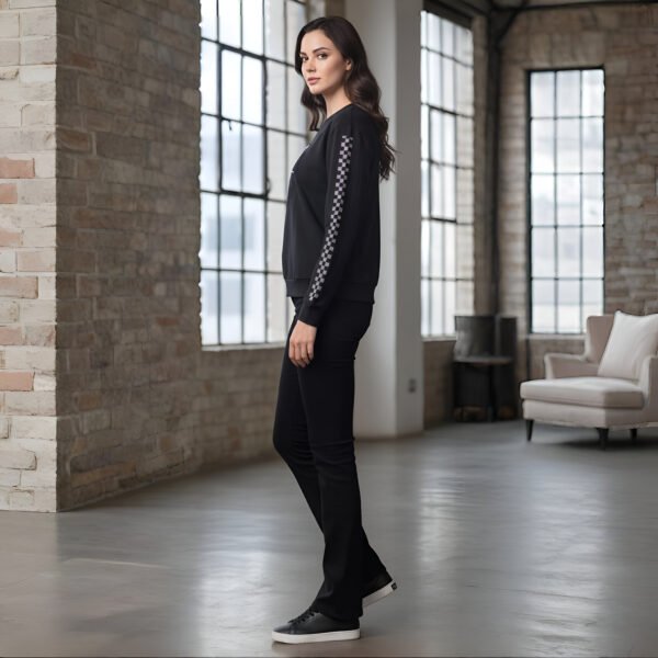 Casual women’s T-shirt in jet black with spark embellishment
