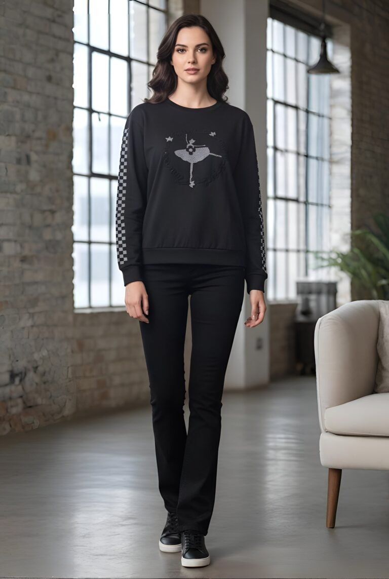 Casual women’s T-shirt in jet black with spark embellishment